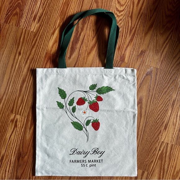 New Dairy Boy Strawberry Farmers Market Tote Cottagecore Farmcore Coastal Bag - Picture 5 of 8